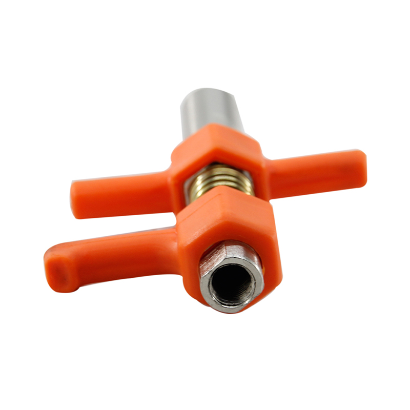 Fast to lock release high pressure grease coupler